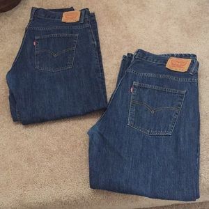 Bundle of 2 pairs Levi's jeans